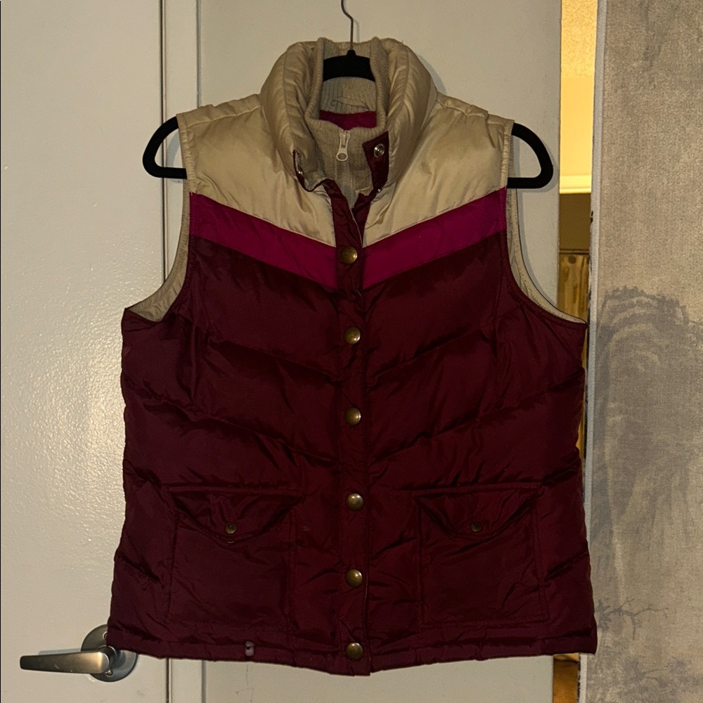 OLD NAVY Burgundy & Cream Puffer Vest - Women